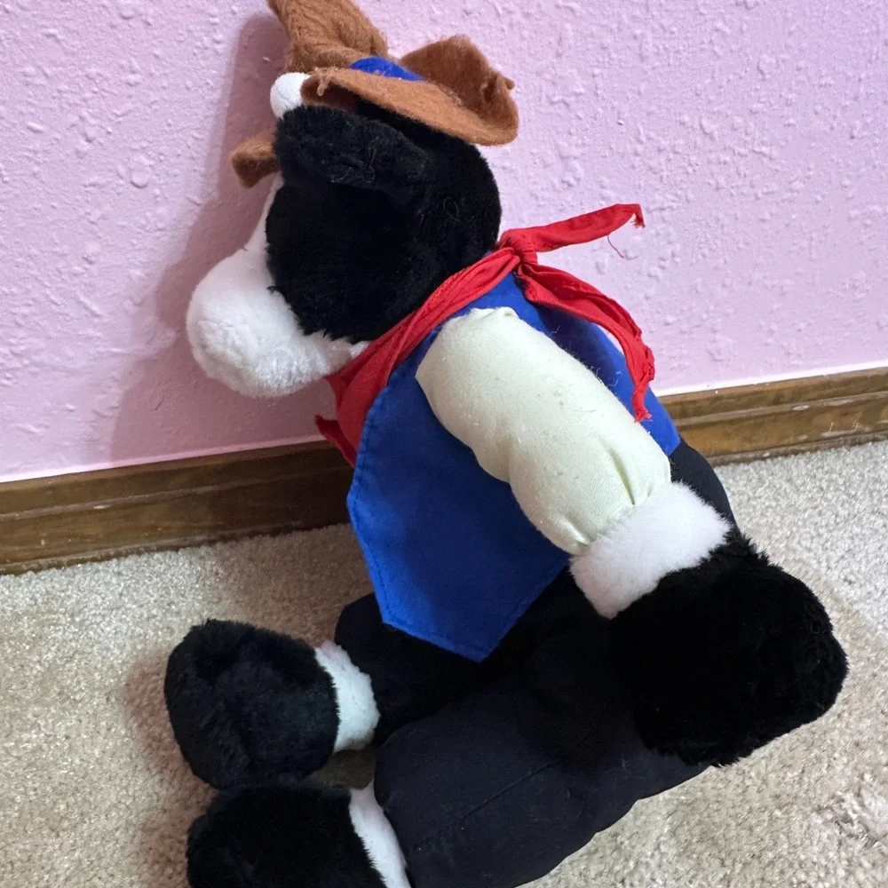 Vintage 1995 Sugar Loaf Holstein Cow Plush 14” Cowboy Western Clothing Puffy